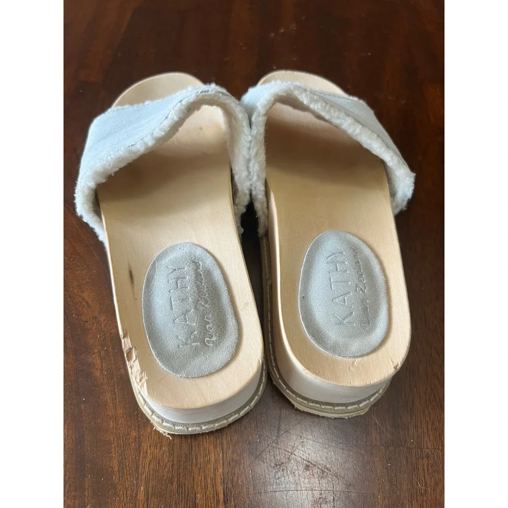 Kathy Van Zeeland Elisha Blue Suede Faux Fur Wood Platform Slide Sandals Size 7